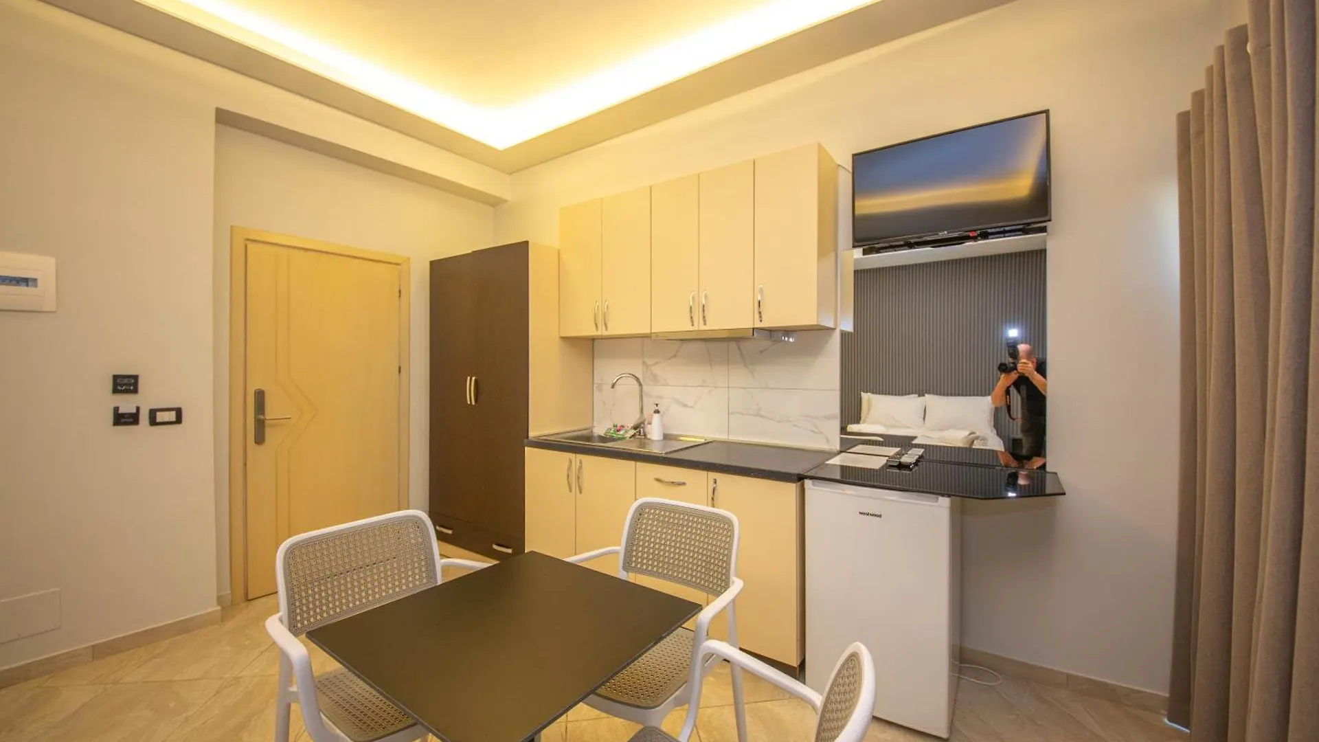 Shehu Villa Ksamil Hotel